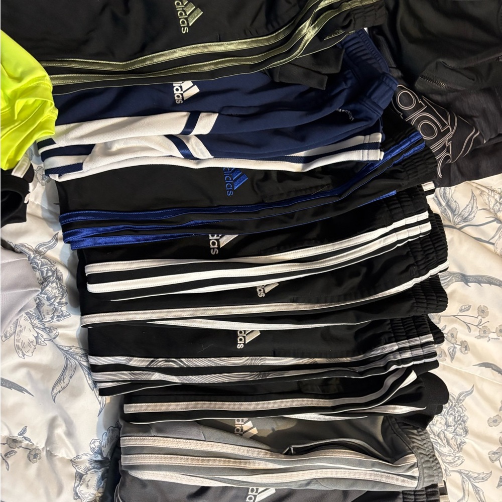 Adidas lot Boys 10/12